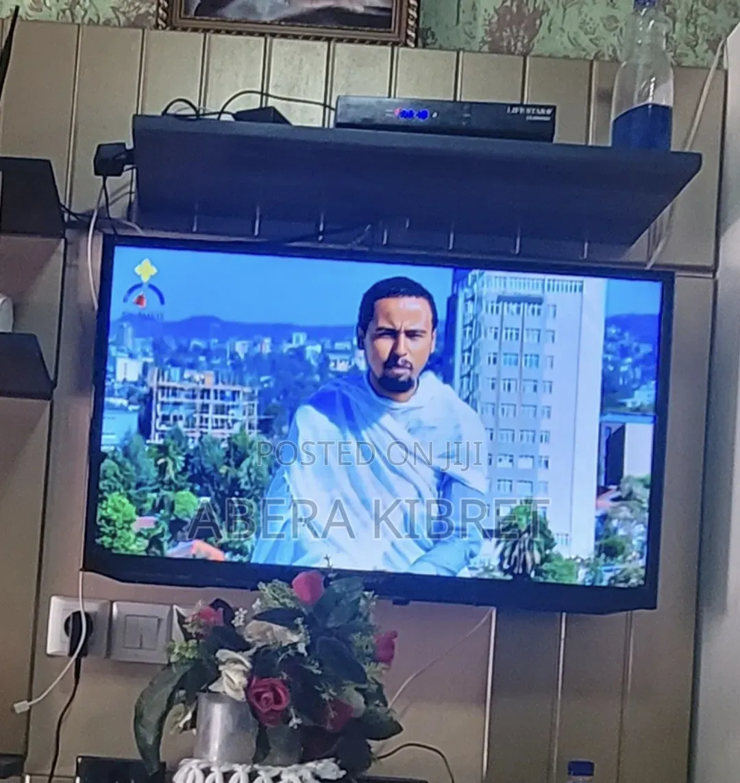 Samsung Tv 32 Inch+ Dicoder Life Style