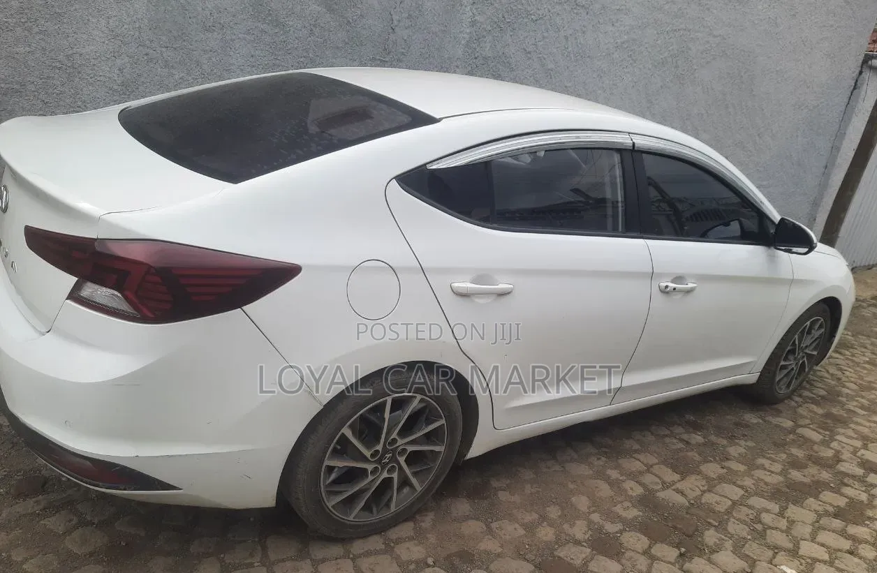 Hyundai Avante 2020 White