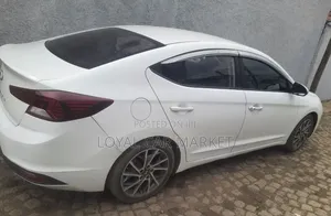 Hyundai Avante 2020 White
