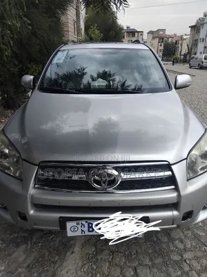 Toyota RAV4 2011