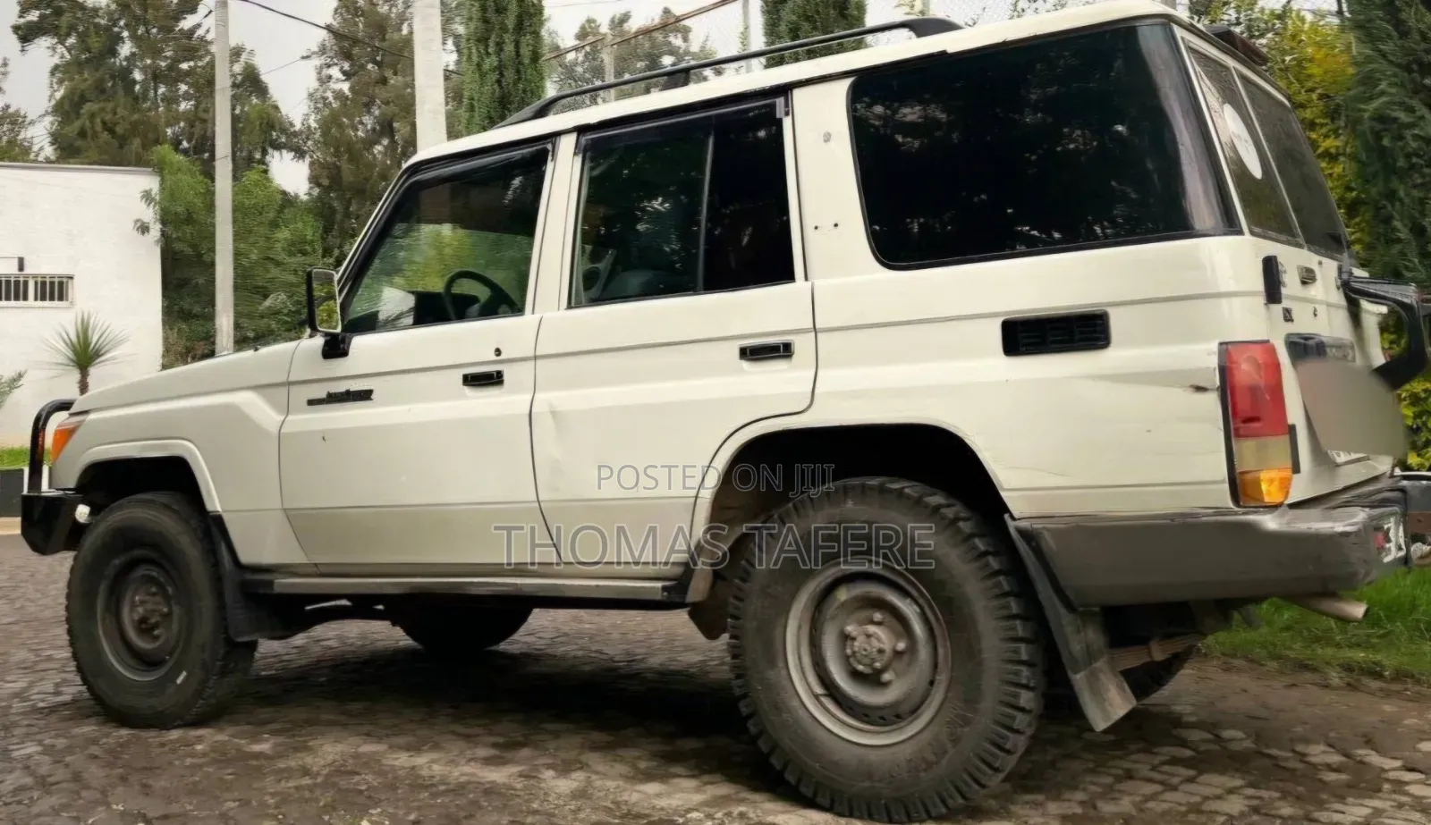 Toyota Land Cruiser 2010