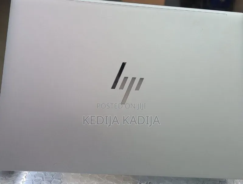 New Laptop HP EliteBook 830 G9 16GB Intel Core i5 SSD 512GB