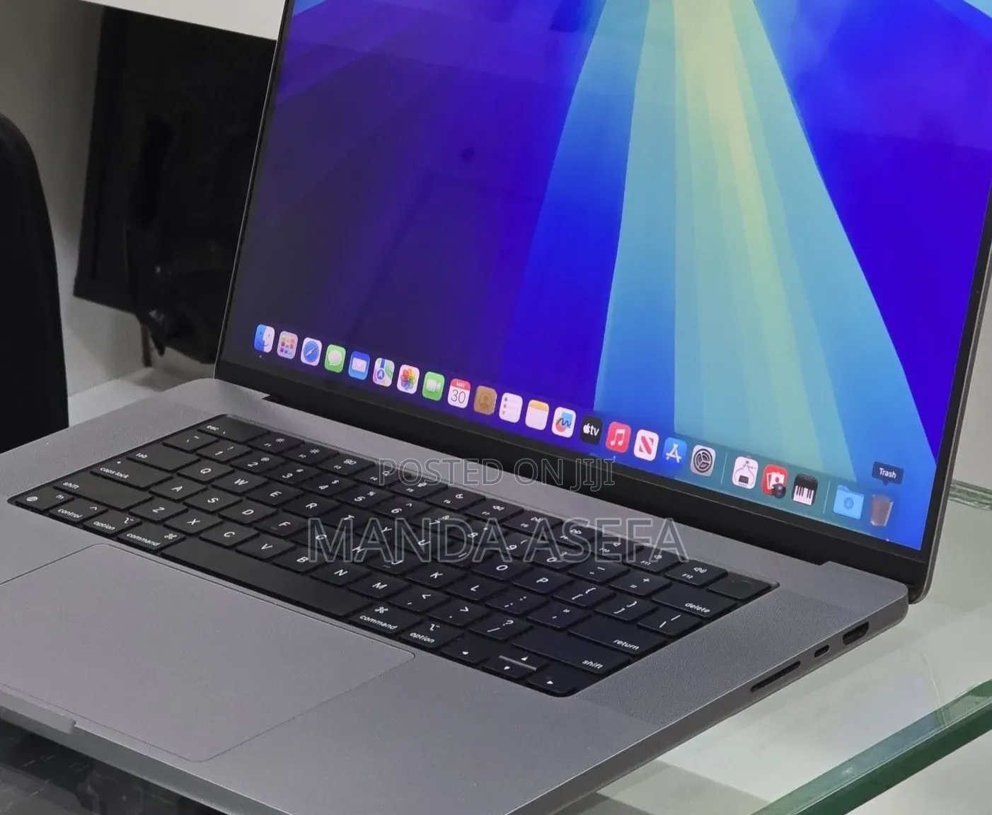 New Laptop Apple MacBook Pro 2021 M1 Max 32GB Apple M1 Max SSD 512GB