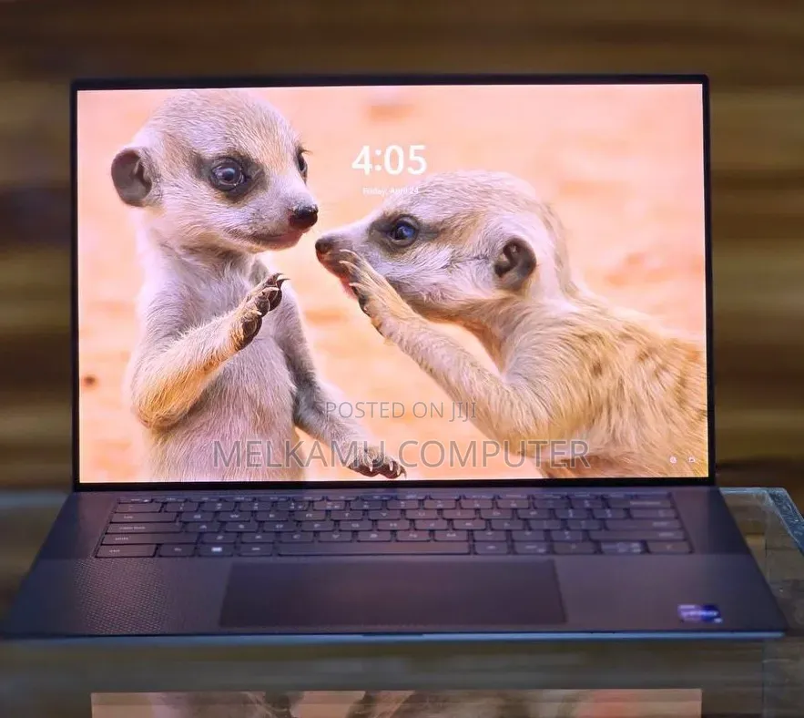 New Laptop Dell Precision 5540 16GB Intel Core i9 SSD 512GB