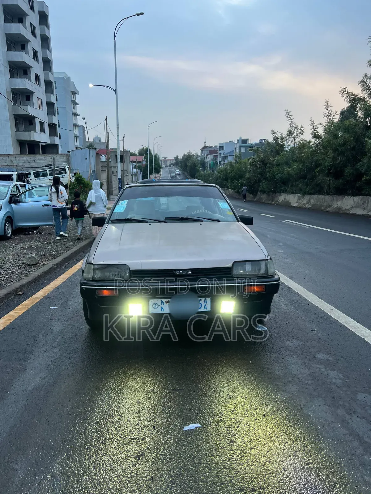 Toyota Corolla 1986 Gray