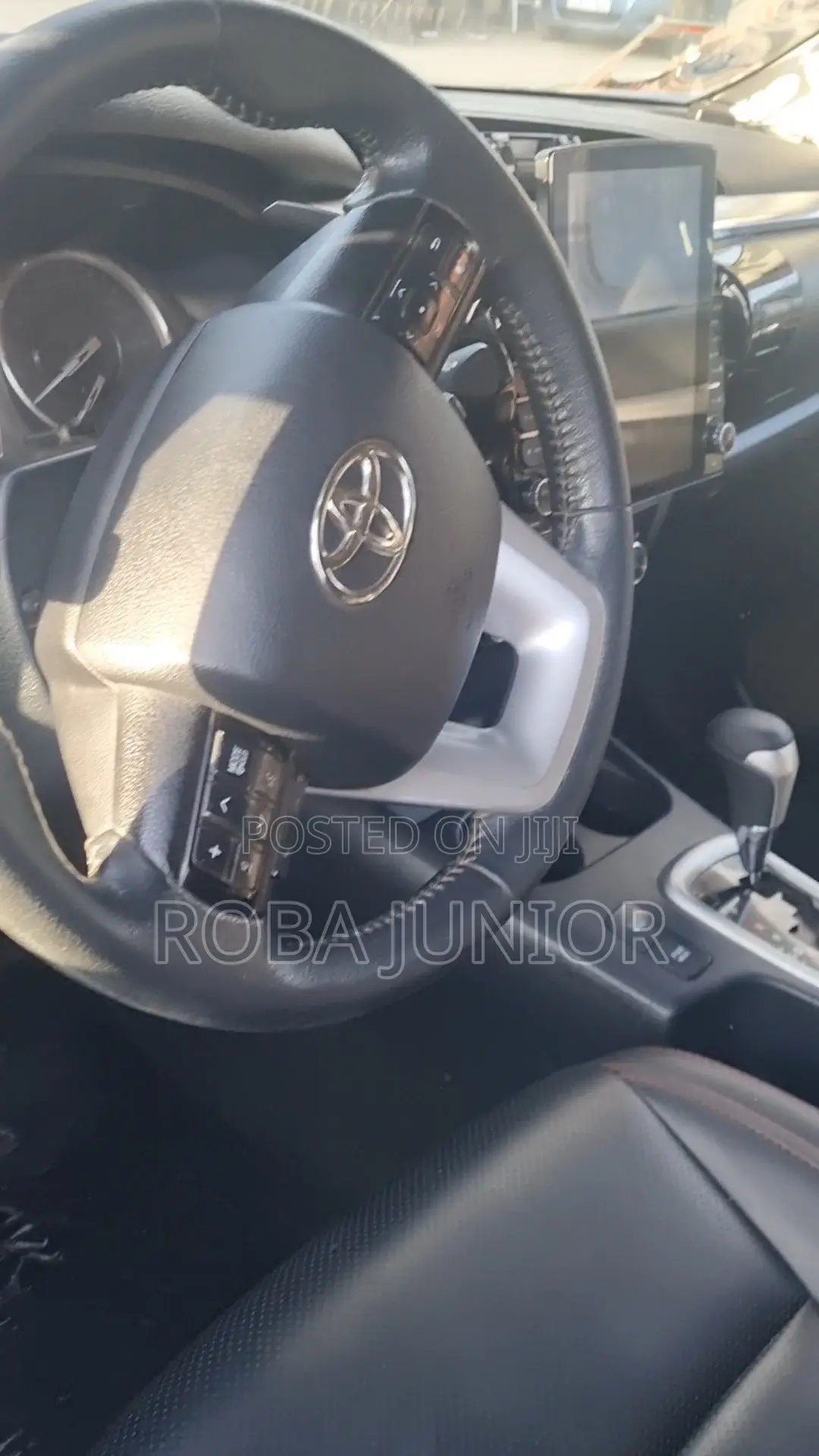 Toyota Hilux 2020 Silver