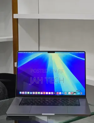 New Laptop Apple MacBook Pro 2021 M1 Max 32GB Apple M1 Max SSD 512GB