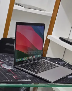 New Laptop Apple MacBook Pro 2020 8GB Intel Core i5 SSD 128GB