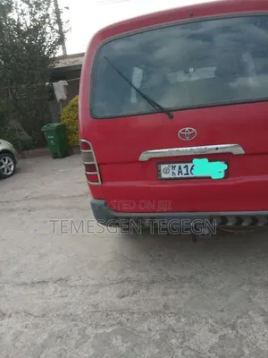 Toyota HiAce 2006 Red