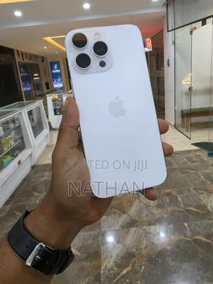 New Apple iPhone 16 Pro Max 256 GB White