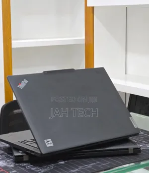 New Laptop Lenovo ThinkPad X13 Gen 4 16GB Intel Core i5 SSD 512GB