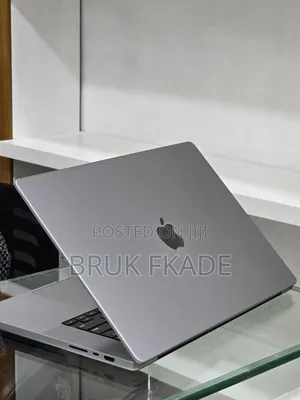 New Laptop Apple MacBook Pro 2021 M1 Max 32GB Apple M1 Pro SSD 512GB
