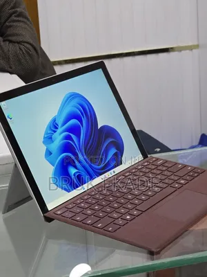 New Laptop Microsoft Surface Pro 7 8GB Intel Core i5 SSD 128GB