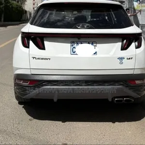 Hyundai Tucson 2022 White