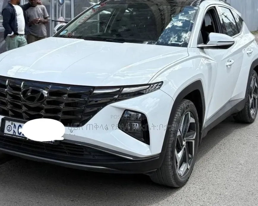 Hyundai Tucson 2022 White
