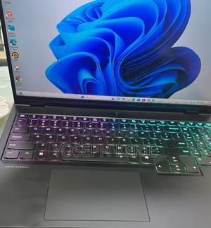New Laptop Lenovo Legion Pro 7 32GB Intel Core i9 SSD 1T