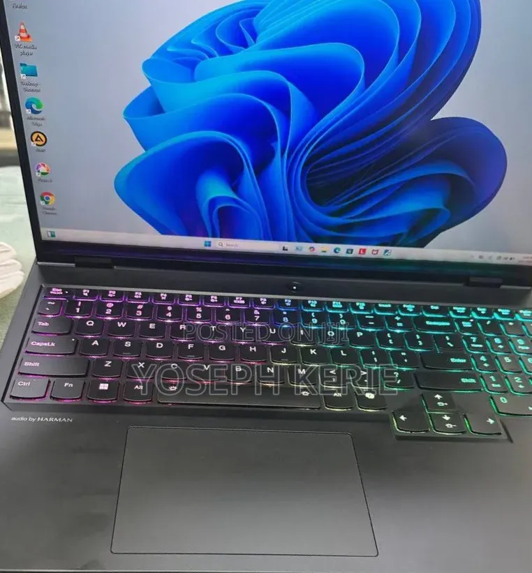 New Laptop Lenovo Legion Pro 7 32GB Intel Core i9 SSD 1T