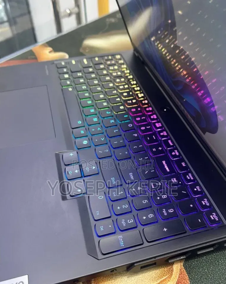 New Laptop Lenovo Legion Pro 7 32GB Intel Core i9 SSD 1T