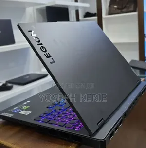 New Laptop Lenovo Legion Pro 7 32GB Intel Core i9 SSD 1T