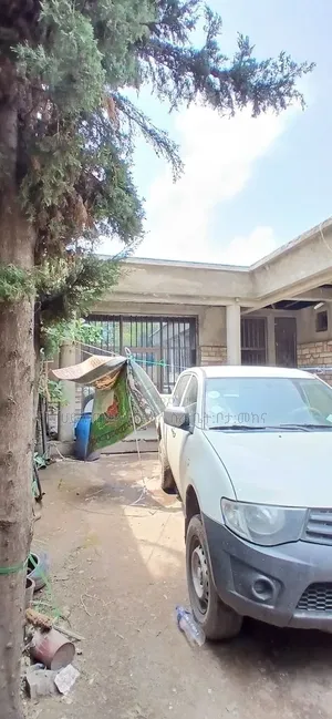 3bdrm House in Gellan City, Akaky Kaliti for sale