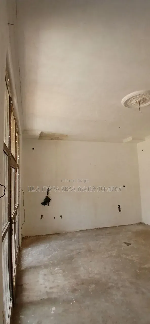 3bdrm House in Gellan City, Akaky Kaliti for sale