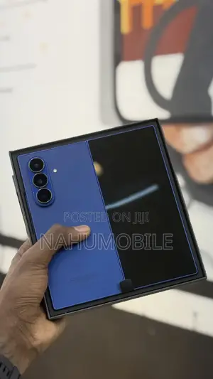 New Samsung Galaxy Z Fold7 256 GB Blue