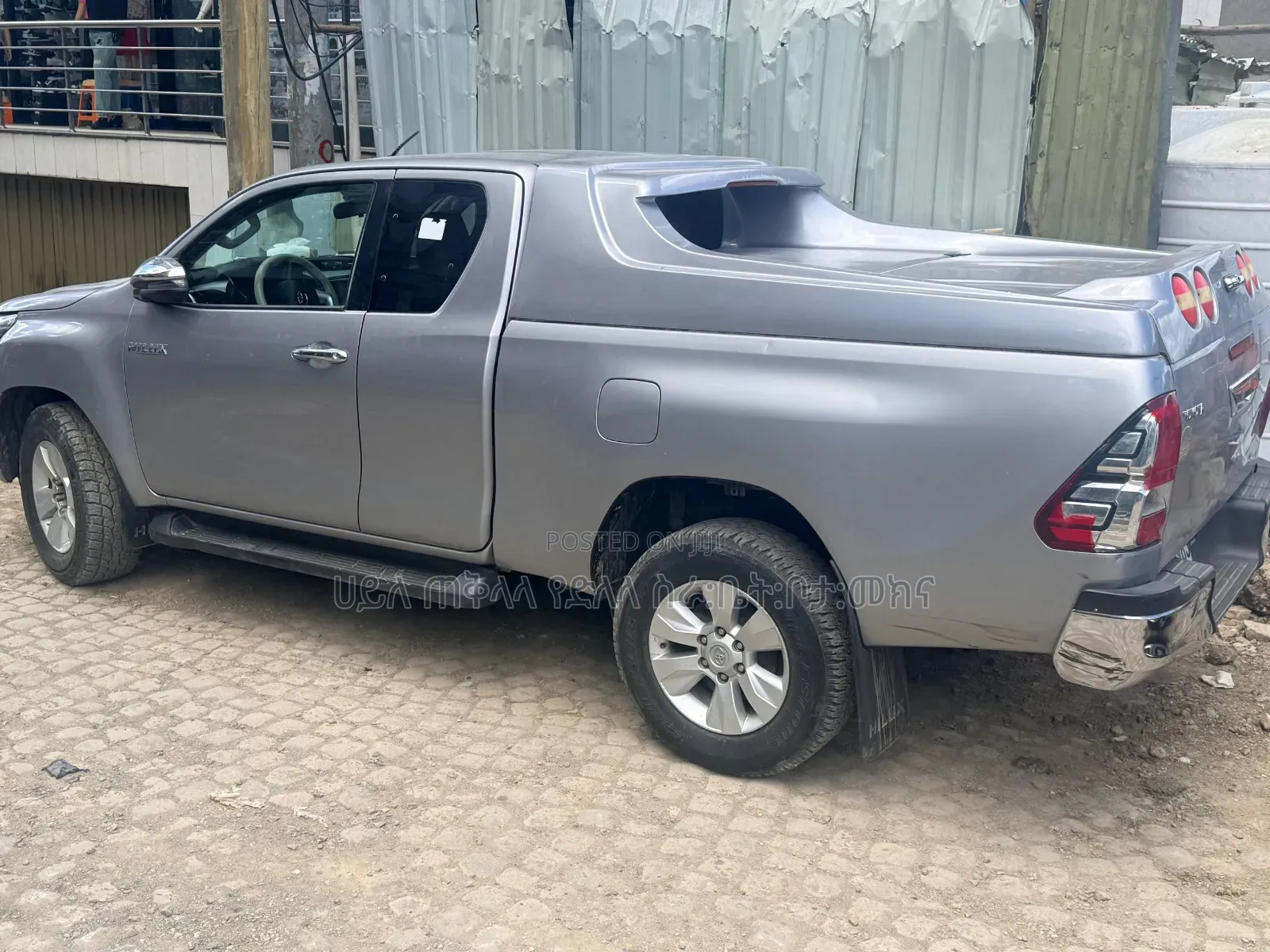 Toyota Hilux 2019 Silver