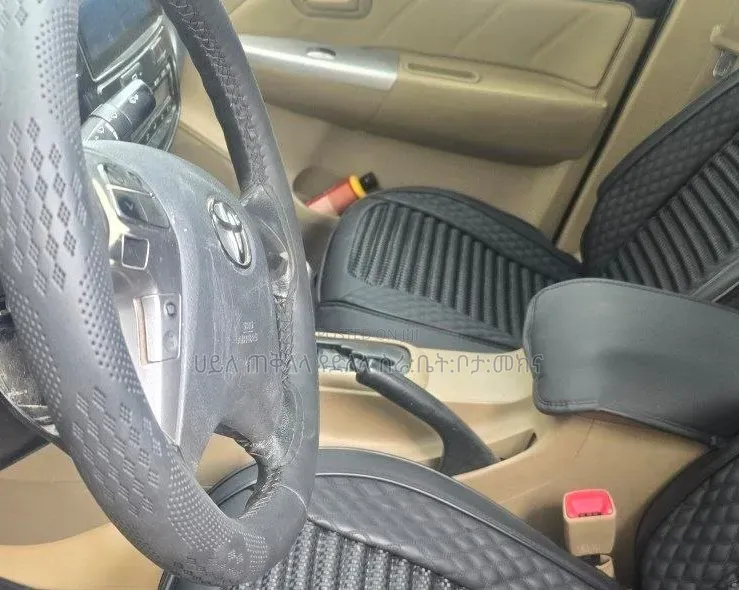 Toyota Hilux 2015 Silver