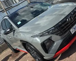 Hyundai Tucson 2021 Green