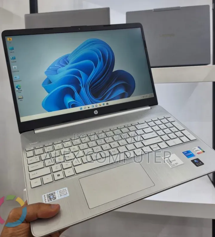 New Laptop HP Stream Notebook 16GB Intel Core i5 SSD 512GB