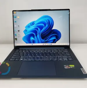 New Laptop Lenovo 16GB AMD Ryzen 7 SSD 512GB
