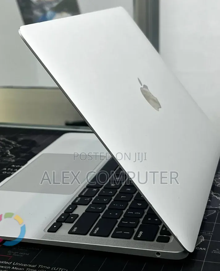 New Laptop Apple MacBook Air 2020 M1 16GB Apple M1 SSD 512GB