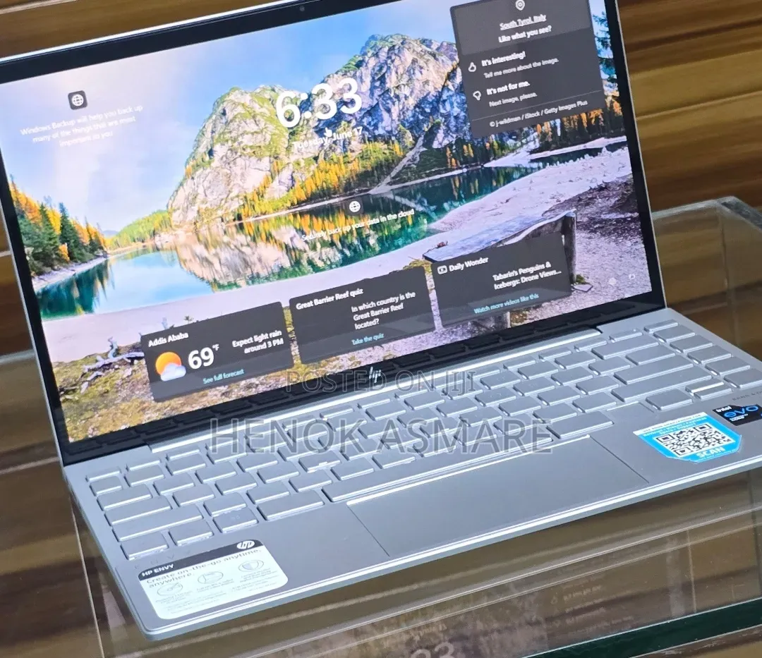 New Laptop HP Envy 14 8GB Intel Core i5 SSD 256GB
