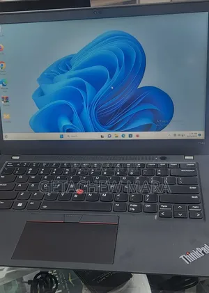 New Laptop Lenovo ThinkPad T14 32GB Intel Core i7 SSD 256GB