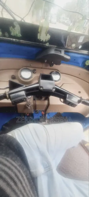 Bajaj RE 2019 Blue
