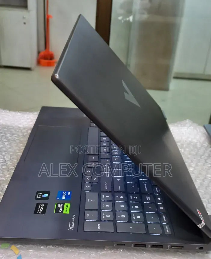 New Laptop HP Victus 16 16GB Intel Core i7 SSD 1T