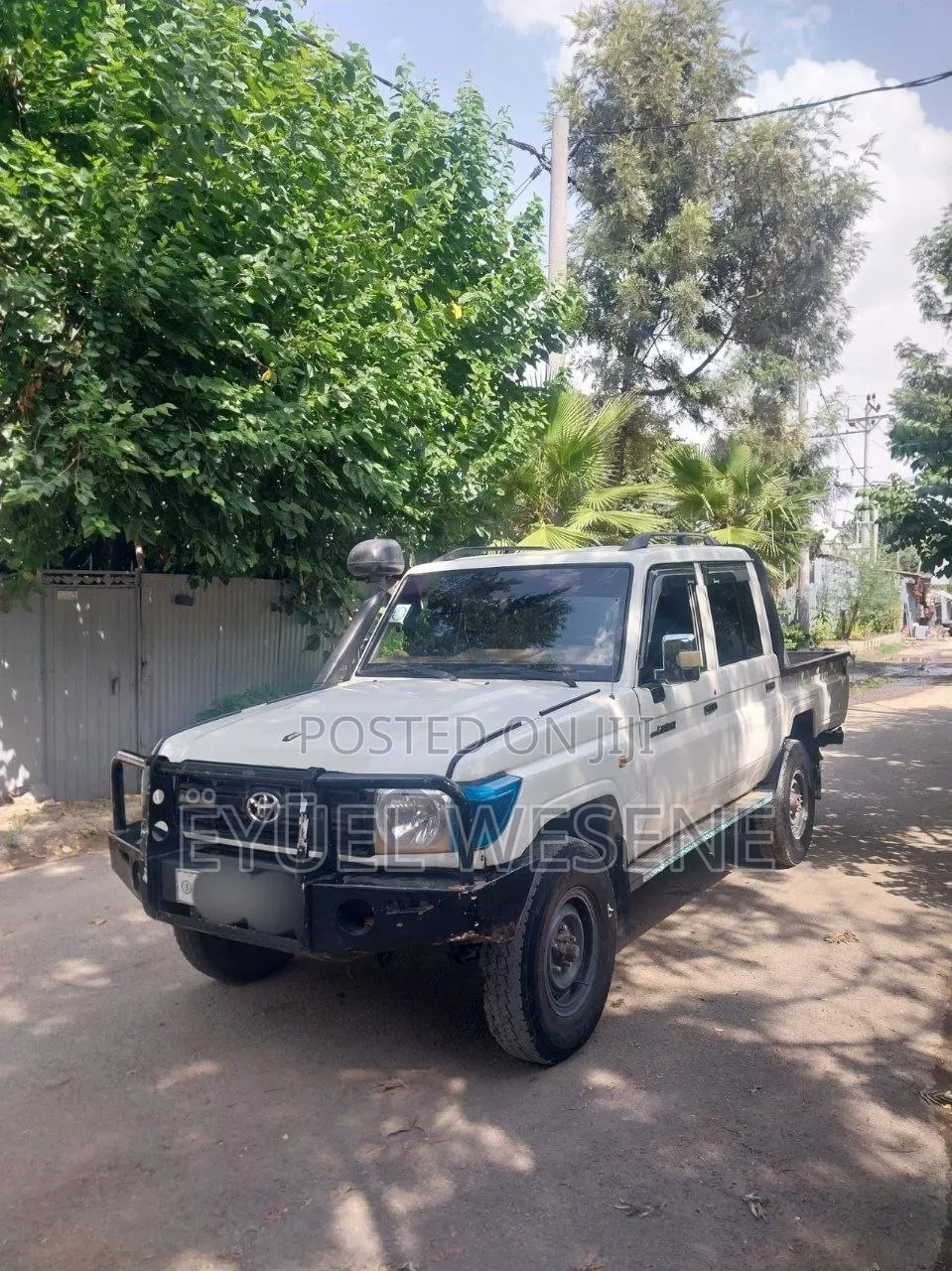 Toyota Land Cruiser 2017 White