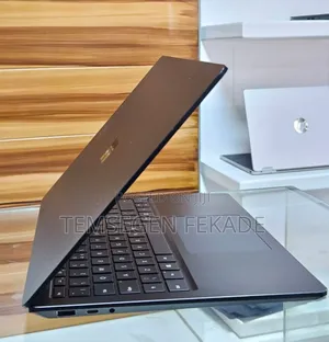 New Laptop Microsoft Surface 16GB Intel Core i7 SSD 256GB