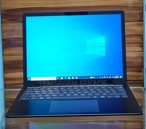 New Laptop Microsoft Surface 16GB Intel Core i7 SSD 256GB