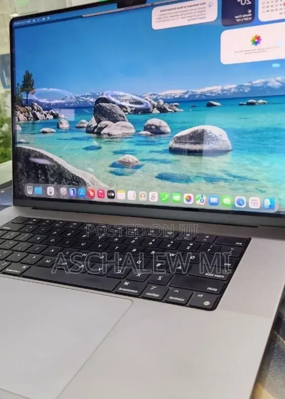 New Laptop Apple MacBook Pro 2021 M1 16GB Apple M1 Pro SSD 1T