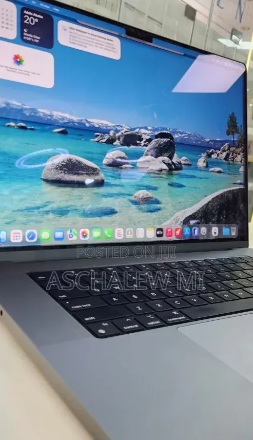 New Laptop Apple MacBook Pro 2021 M1 16GB Apple M1 Pro SSD 1T