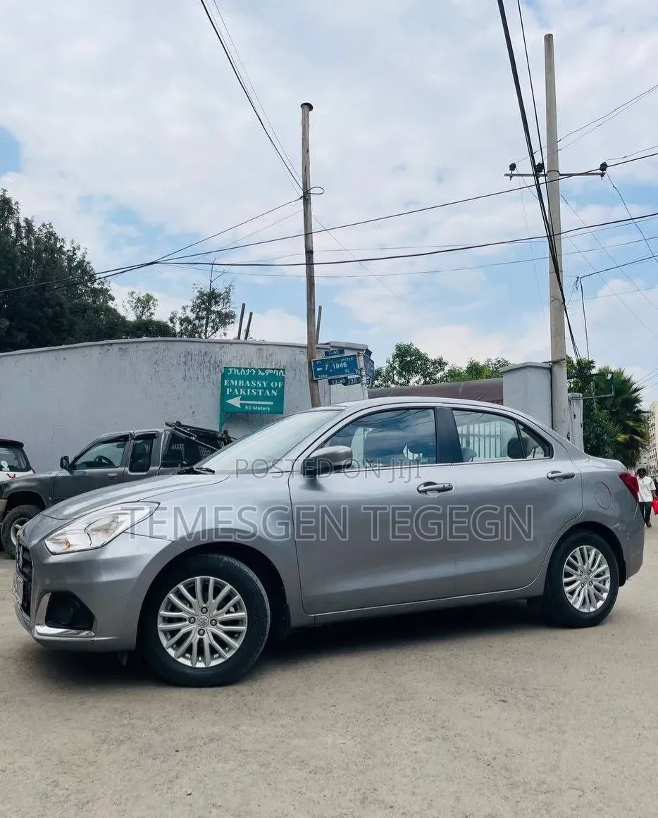 Suzuki Dzire 2021 Silver