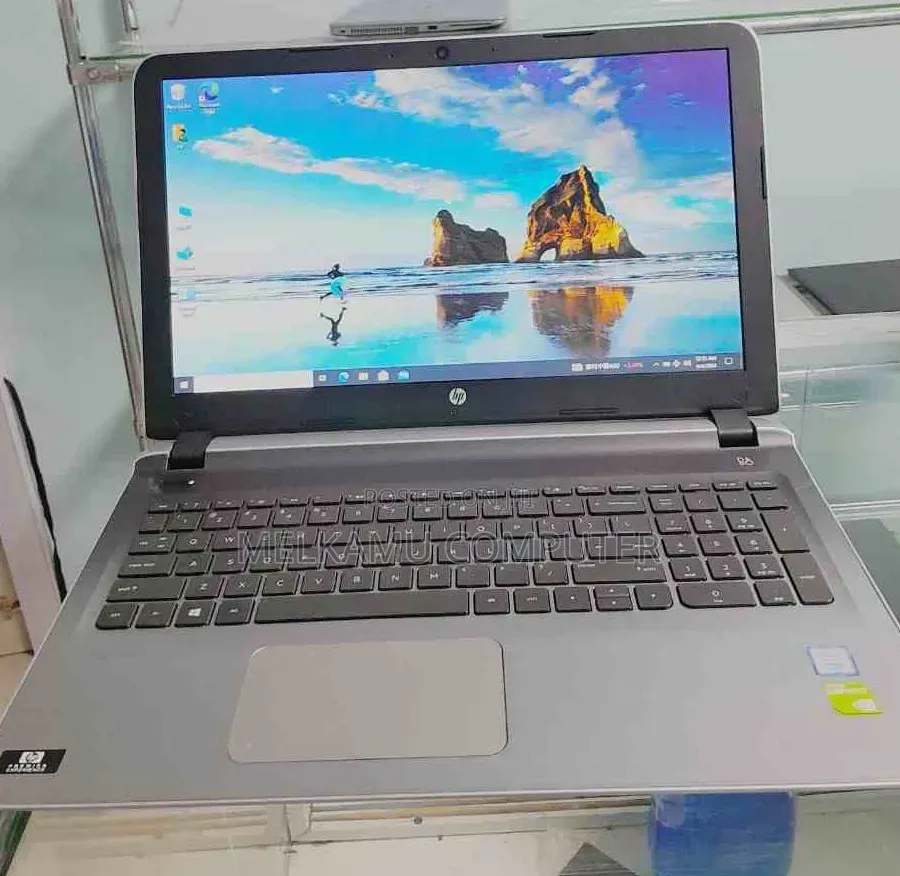 New Laptop HP Envy 15 8GB Intel Core i7 SSD 512GB