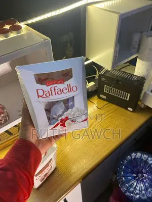  Raffaello Coconut Almond Chocolates – Premium Gift Box