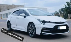 Toyota Corolla 2022 White