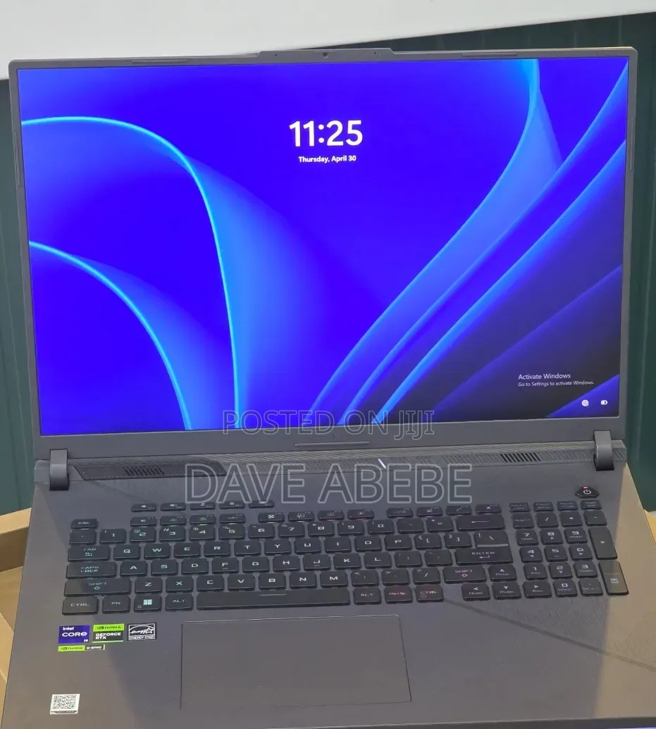 New Laptop Asus ROG Strix G18 16GB Intel Core i9 SSD 1T
