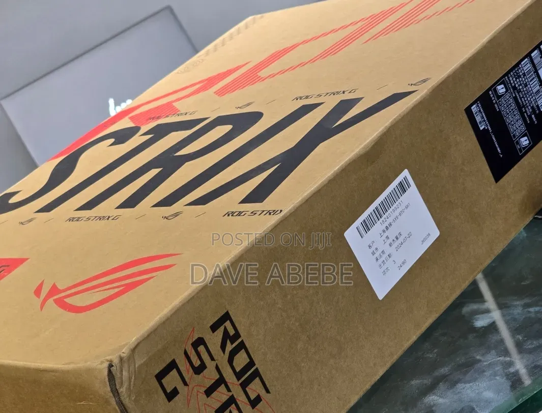 New Laptop Asus ROG Strix G18 16GB Intel Core i9 SSD 1T