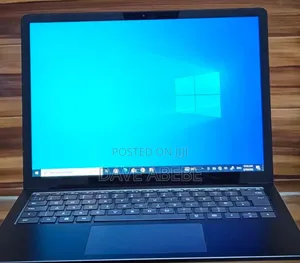 New Laptop Microsoft Surface 16GB Intel Core i7 SSD 256GB