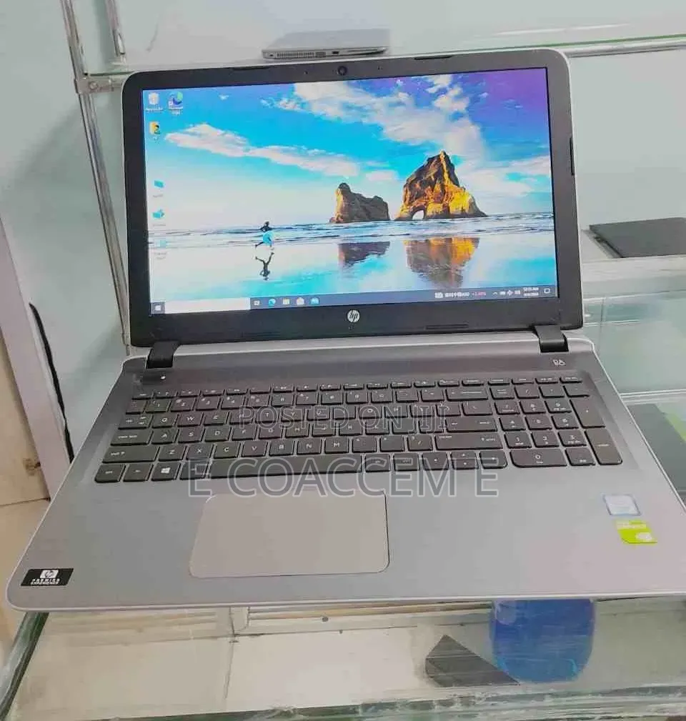 New Laptop HP 8GB Intel Core i7 SSD 512GB