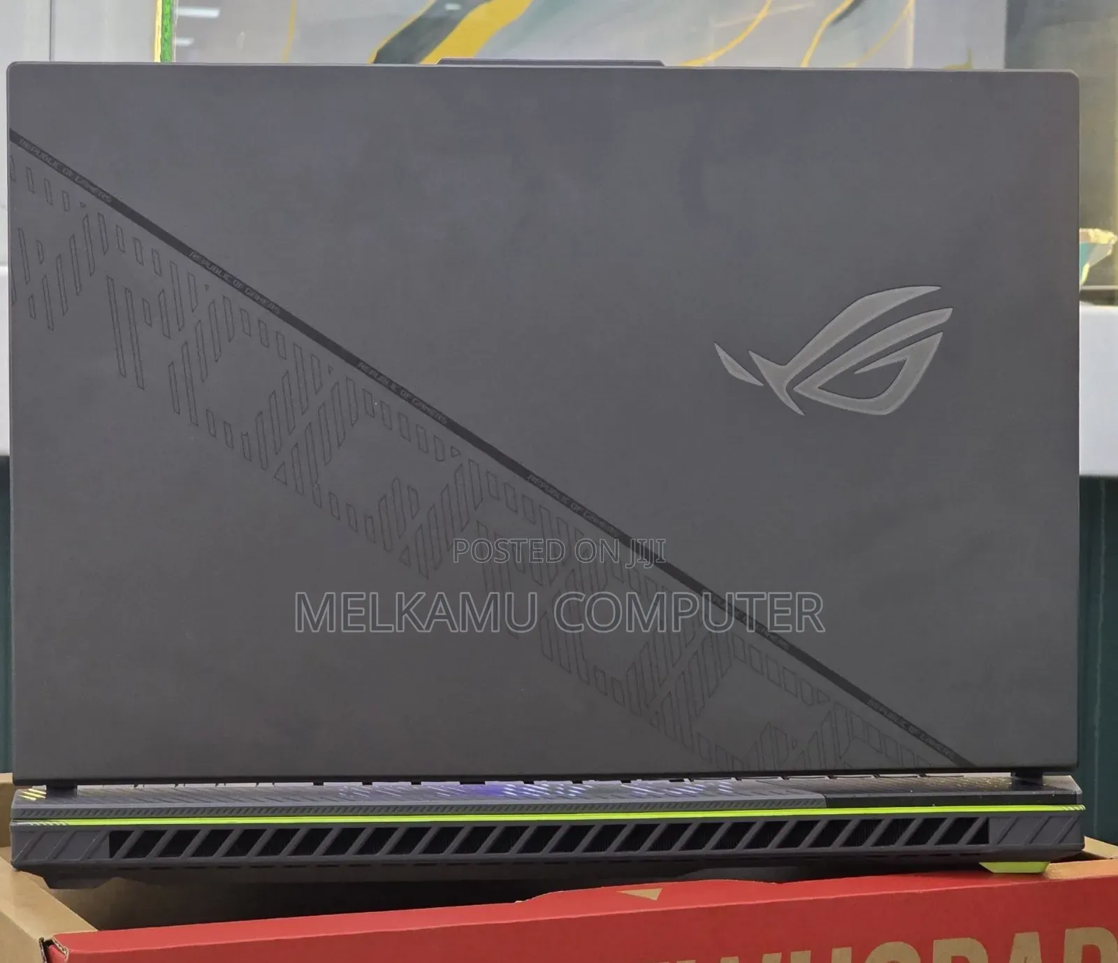 New Laptop Asus ROG Strix SCAR 18 16GB Intel Core i9 SSD 1T